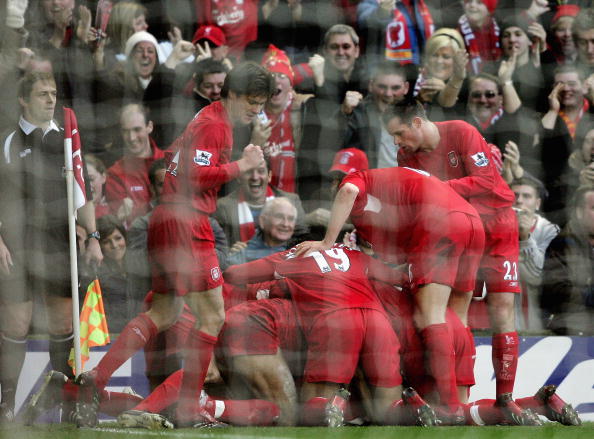 中足联颁奖：申花外租广西球员费尔南多当选中乙赛季最佳球员（中足联年度评选：申花外租至广西的费尔南多当选中乙最佳球员）