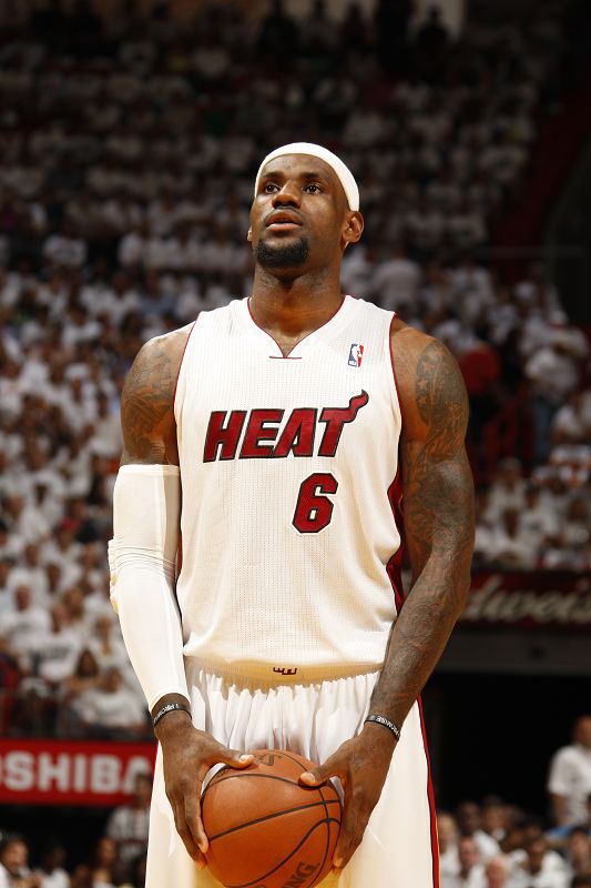 官方：河南队与体育总监贝拉-加西亚续约（官宣：河南队续约体育总监贝拉-加西亚）