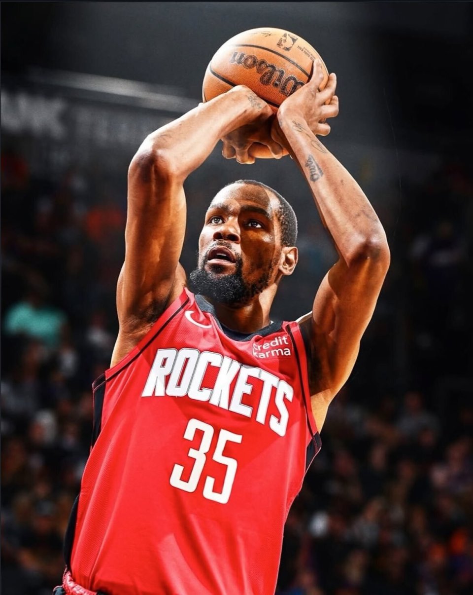 U22国足抵达西亚后一日三练，已敲定与吉尔吉斯+伊朗过招（U22国足落地西亚后一日三练，热身已约吉尔吉斯斯坦、伊朗）