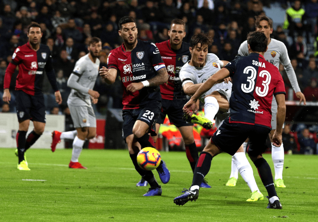 中国篮球笑话！CBA临开赛三天仍没转播商 难道只有现场观众看（CBA开赛前三天仍无转播商，难道只能现场看？）