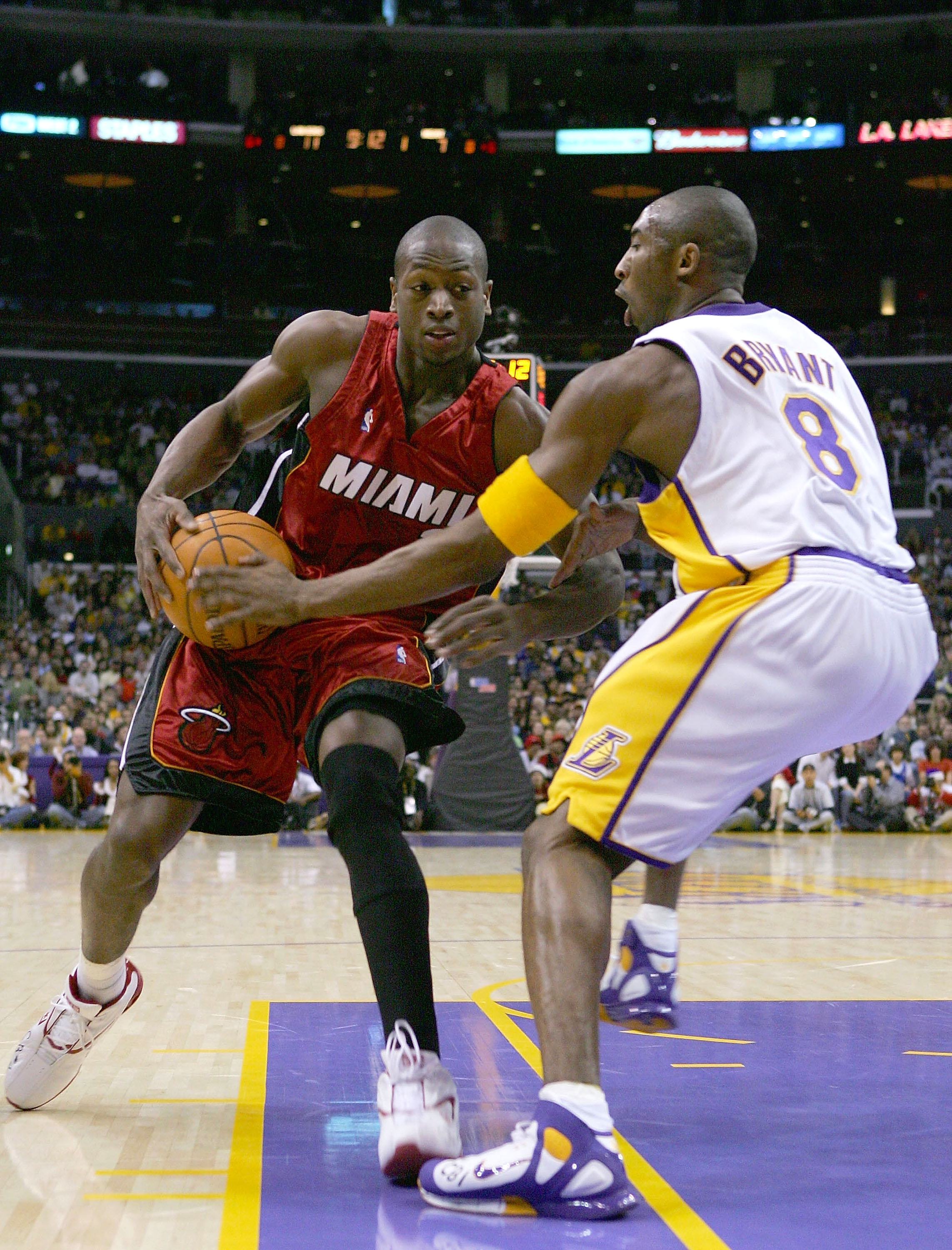 爆冷！争冠格局大乱，埃梅里神了：疯狂7连胜，距离榜首3分（冷门爆发！争冠形势洗牌，埃梅里豪取7连胜，距榜首仅3分）