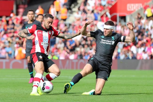 为何亲斯内德？穆帅：斯内德给了我三冠王，那是最棒的一年（穆帅谈为何偏爱斯内德：三冠功臣成就我最辉煌一年）