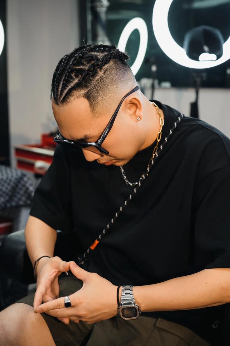 阿莱格里：没给弟媳打电话；缺中锋？现在意甲头号射手是恰20（阿莱格里：未联系弟媳；缺中锋？意甲现射手王是恰20）