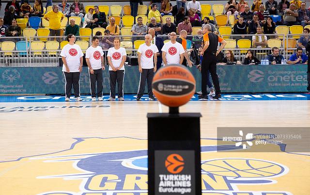 法媒：巴黎与于帕的经纪人关系密切，若他不续约会尝试免签（法媒：巴黎与于帕经纪团队关系良好，若续约搁浅将寻求自由身引进）