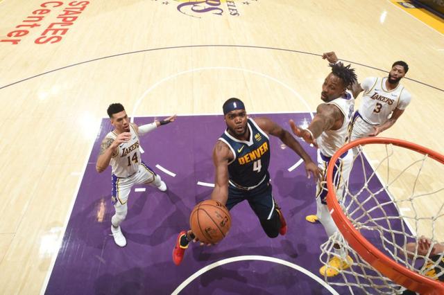 中投的神！西亚卡姆命中0.1秒准绝杀，步行者2分险胜公牛（0.1秒准绝杀！西亚卡姆中投发威，步行者2分险擒公牛）