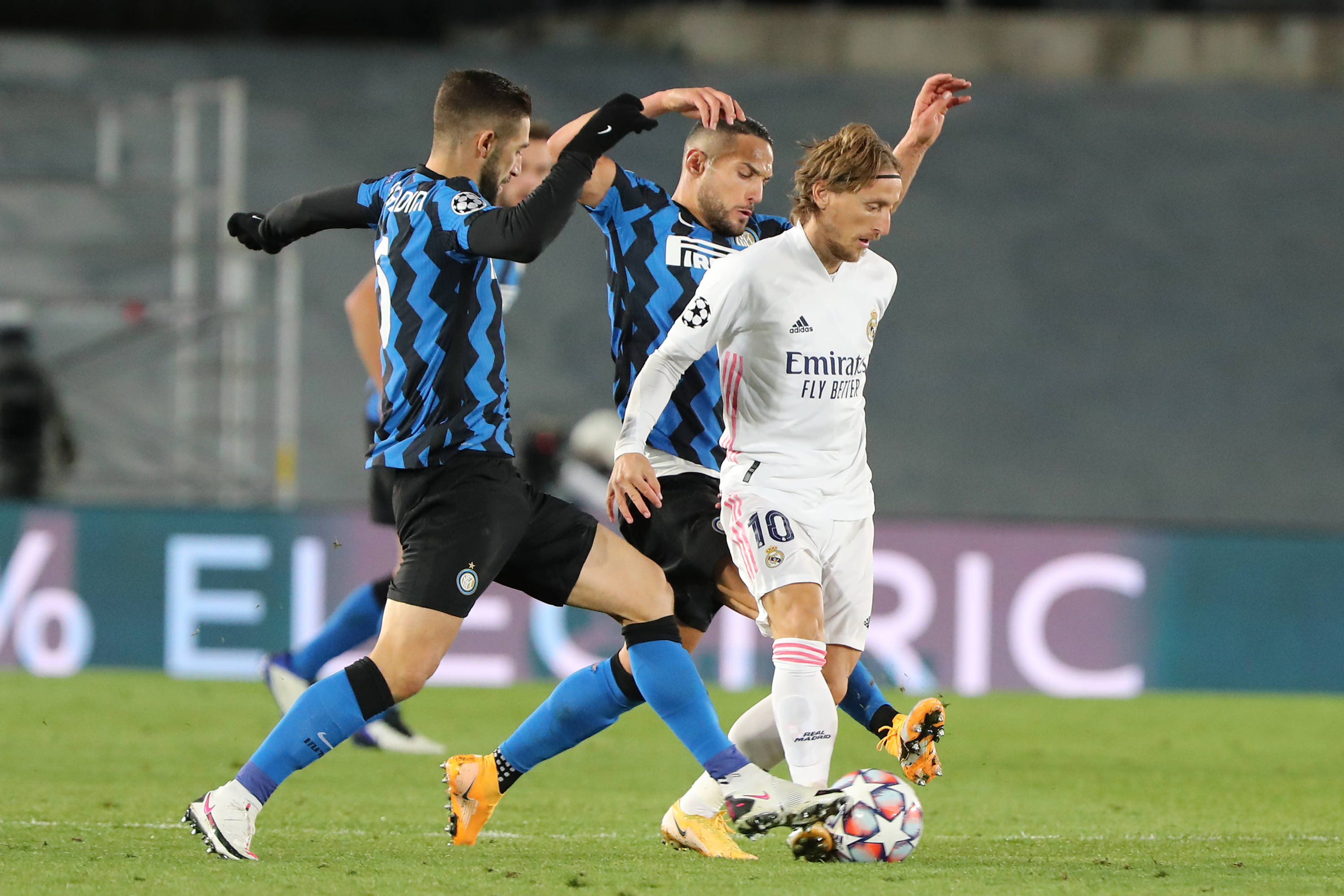 马雷斯卡：帕尔默在家里伤到了脚趾，本周和下周都踢不了了（马雷斯卡：帕尔默在家脚趾受伤，将缺席本周及下周的比赛）