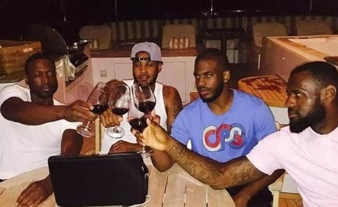 新援上来第一脚就进球（新援登场首次触球即破门）