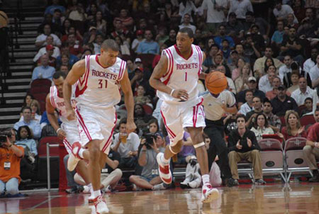 美记：骑士考虑调整阵容，亨特是湖人可行的交易备选方案（美媒：骑士酝酿阵容调整，湖人将亨特视为可行的交易选项）