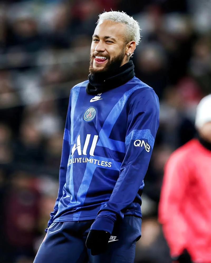 意甲第12轮裁判安排：西蒙尼-索扎执法米兰德比（意甲第12轮裁判公布：西蒙尼-索扎主哨米兰德比）