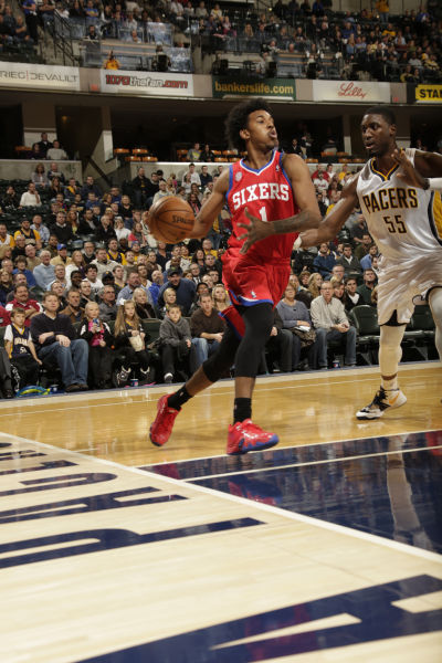 NBA半场：库里16分4板3助，勇士63-61森林狼（NBA半场战报：库里16分4篮板3助攻，勇士63-61领先森林狼）