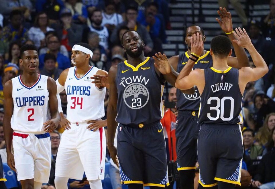 卫报：巴萨将凯恩视为取代莱万的首选目标，很可能激活违约金（卫报：巴萨将凯恩列为莱万接班首选，或启动解约金条款）